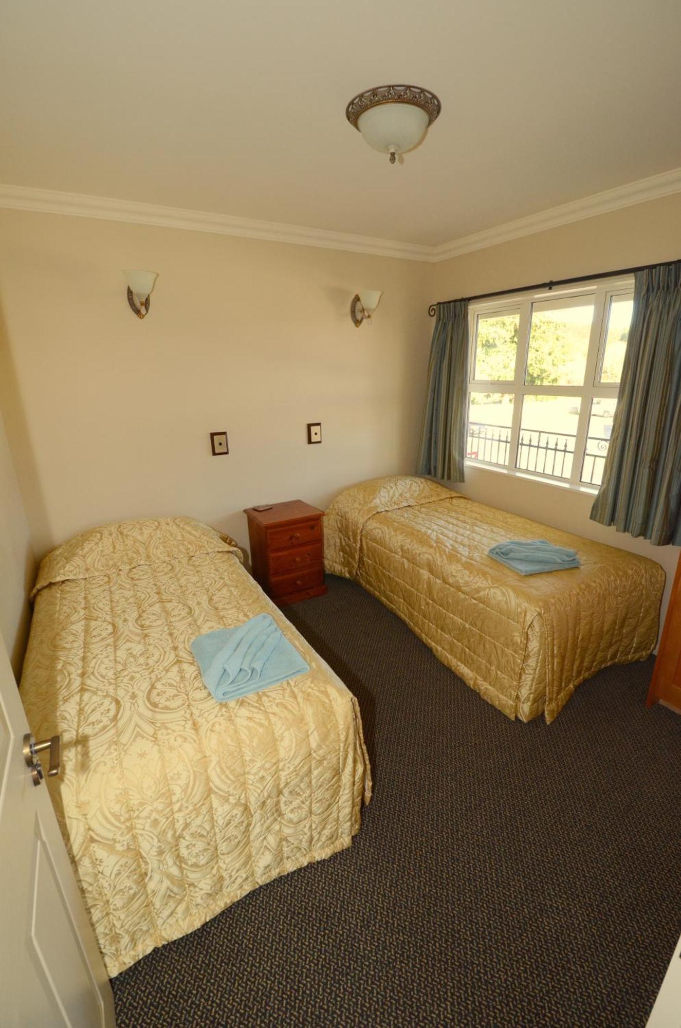 Lantern Court Motel Reefton Quarto foto