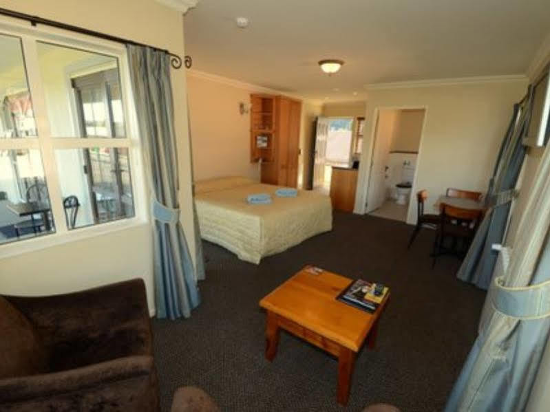 Lantern Court Motel Reefton Exterior foto