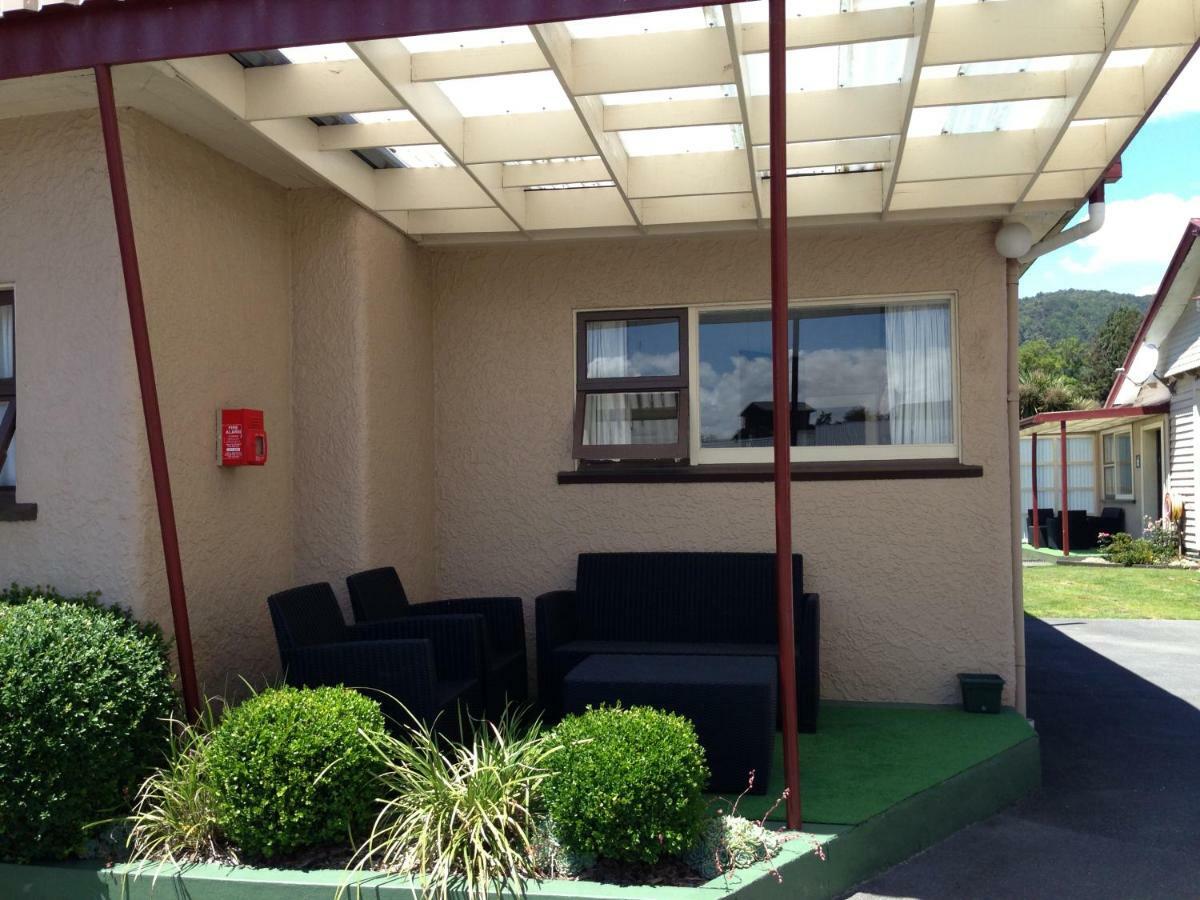 Lantern Court Motel Reefton Exterior foto